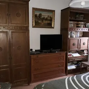 Apartament Annika, Eger